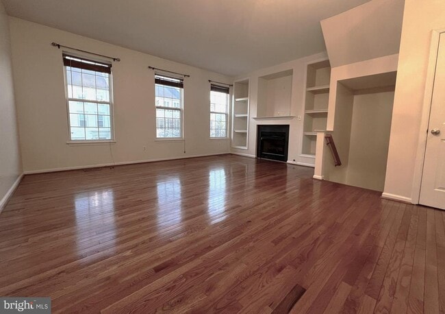 Building Photo - 45504 Trail Run Terrace