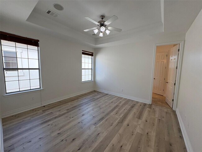 Building Photo - 3314 Thomas Kincheon St