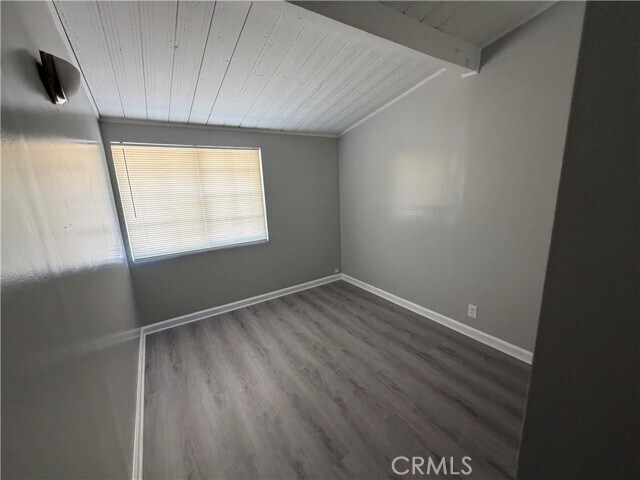 Building Photo - 13169 Benson Ave