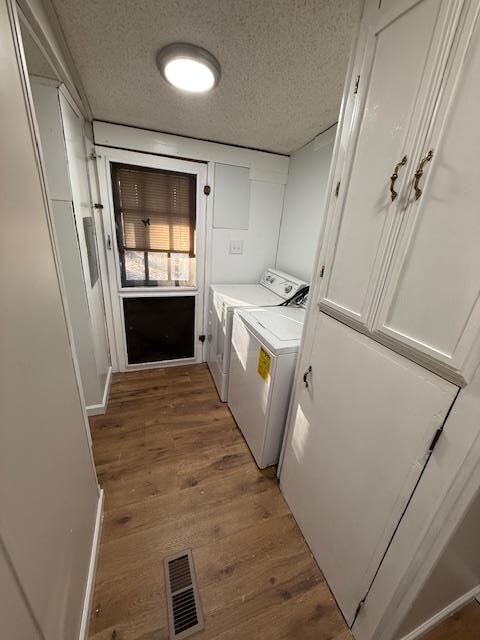 Building Photo - 2144 Plantation Forest Dr