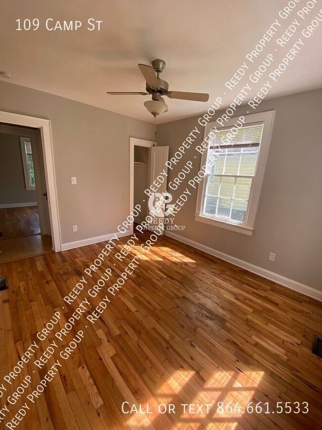 Building Photo - 109 Camp St