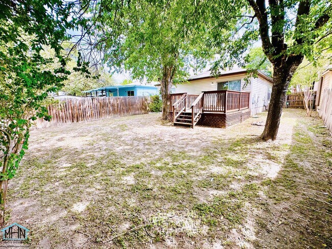 Building Photo - Charming & Move-In Ready 3-Bedroom Home wi...