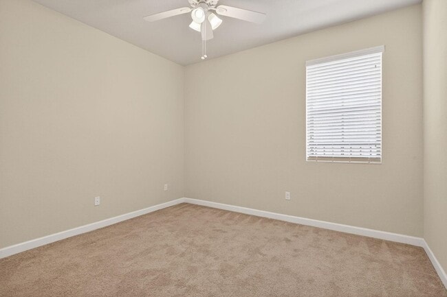 Building Photo - 8435 Blue Cove Way