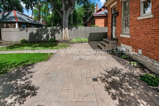 Building Photo - 322 Wilber Ave