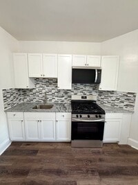 Building Photo - Ampere Apartment Plaza