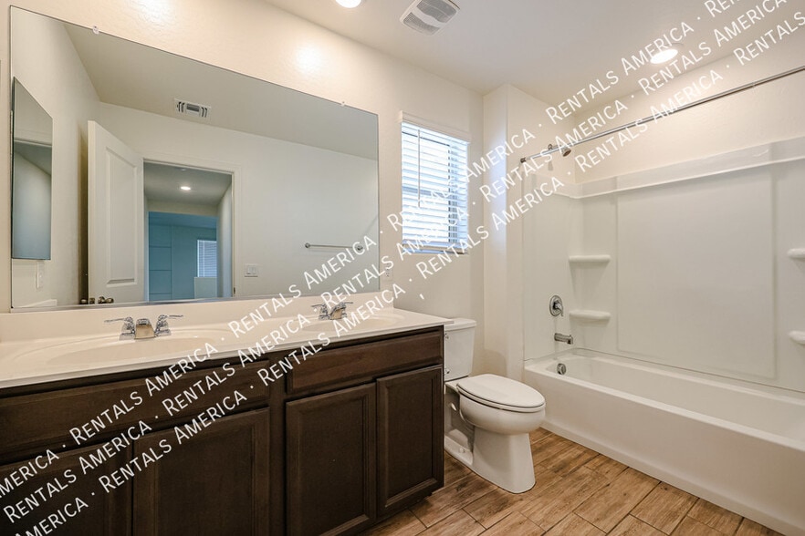 Building Photo - 7223 N 125th Dr