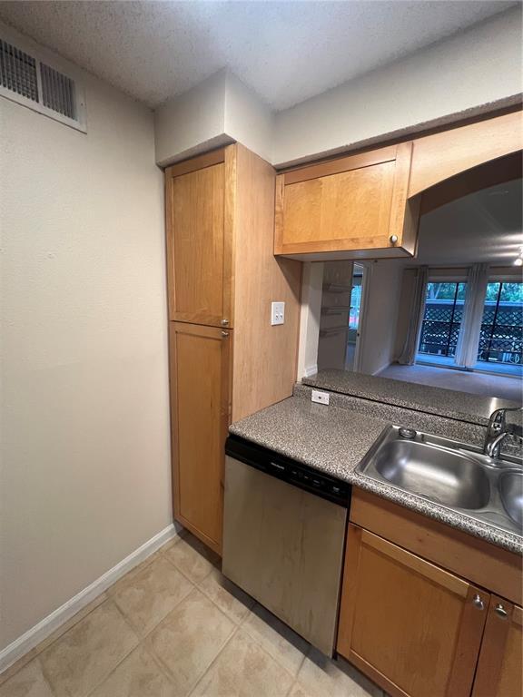 Building Photo - 2500 Winding Creek Blvd