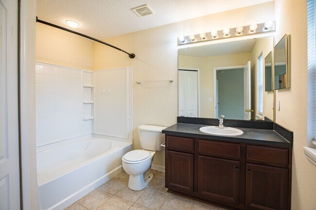 Building Photo - 1777 Biscayne Bay Cir