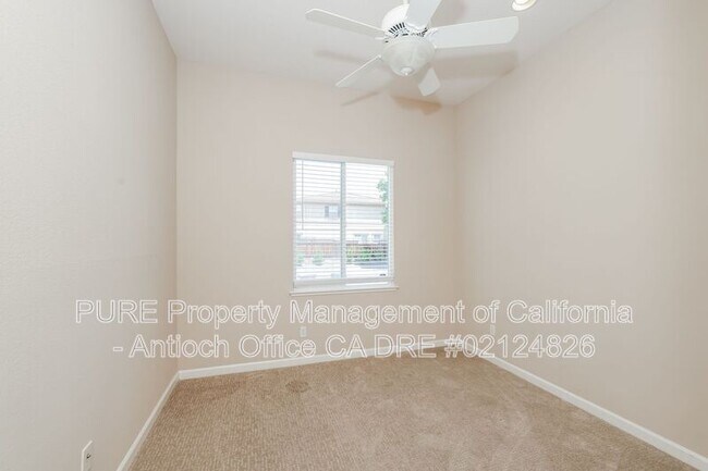 Building Photo - 5593 McFarlan Ranch Dr