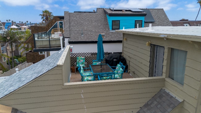 Building Photo - 717 Portsmouth Ct