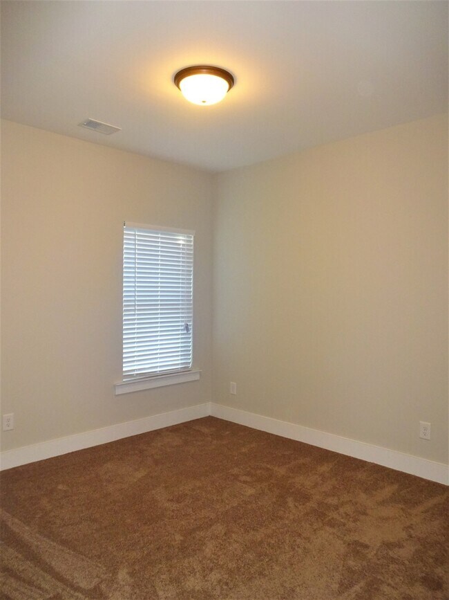 Building Photo - Home for rent in Calera, AL!  COMING SOON!!!