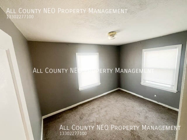 Building Photo - 1620 Highview Ave