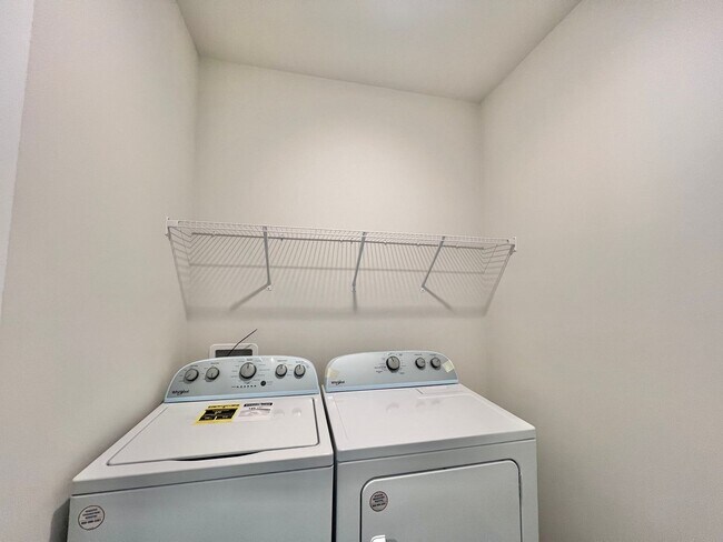 Building Photo - **OFFERING WAIVED APPLICATION FEES & $200 ...