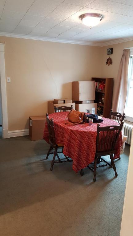 Building Photo - 803 Vickroy Ave