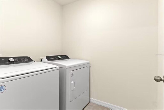 Building Photo - 12262 Kingsley Trl