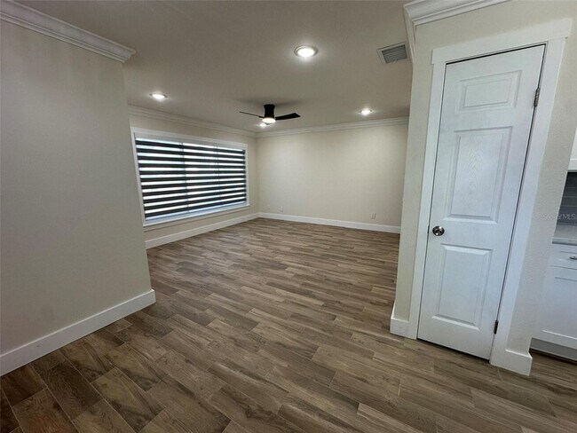 Building Photo - 6013 Fortune Pl