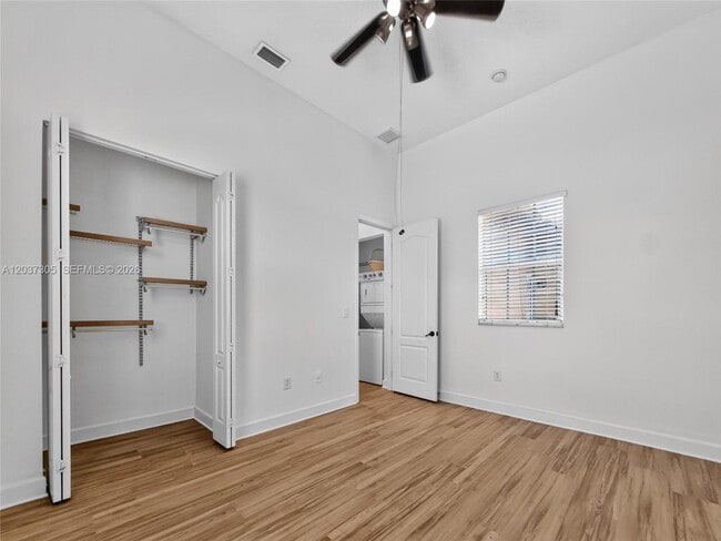 Building Photo - 625 SW 146th Terrace