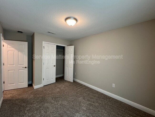 Building Photo - 2965 N 14th Ave