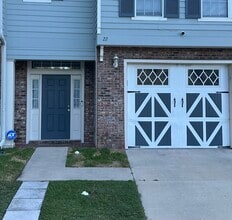 Building Photo - 22 Sir Lancelot Way