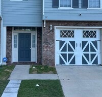 Building Photo - 22 Sir Lancelot Way