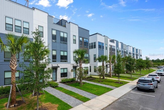 Building Photo - 2329 Brix St