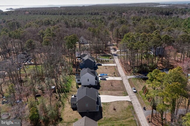 Building Photo - 111 Touhey Dr