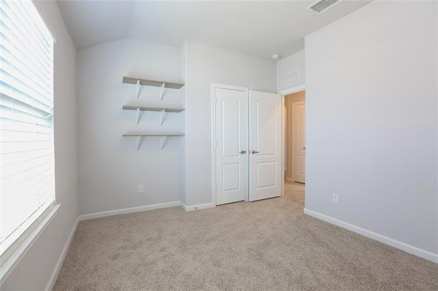 Building Photo - 640 Highberry Dr