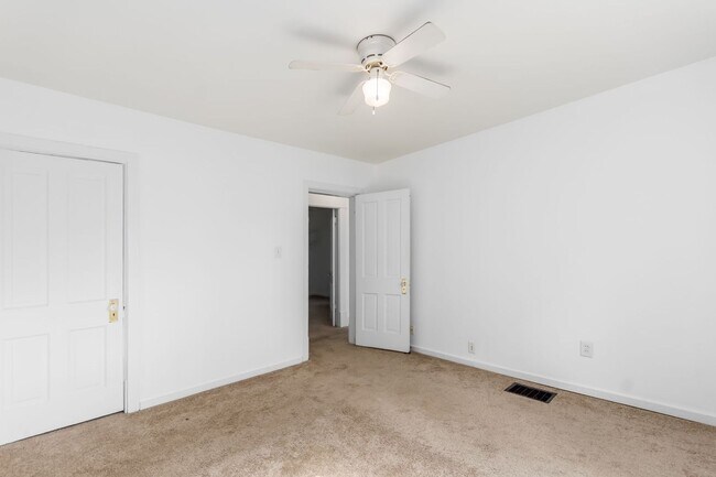 Building Photo - Perfect home in the heart of a great commu...