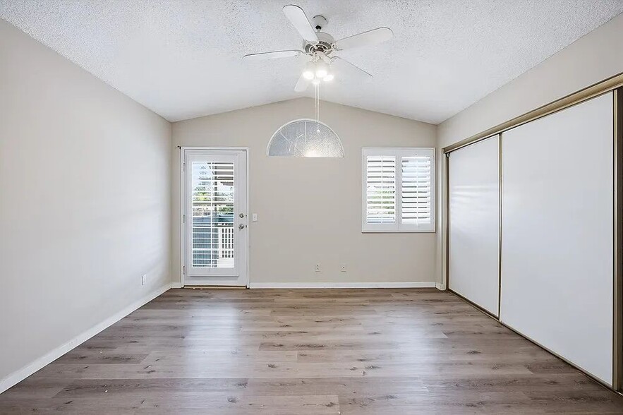 Building Photo - 1856 Avenida San Sebastian