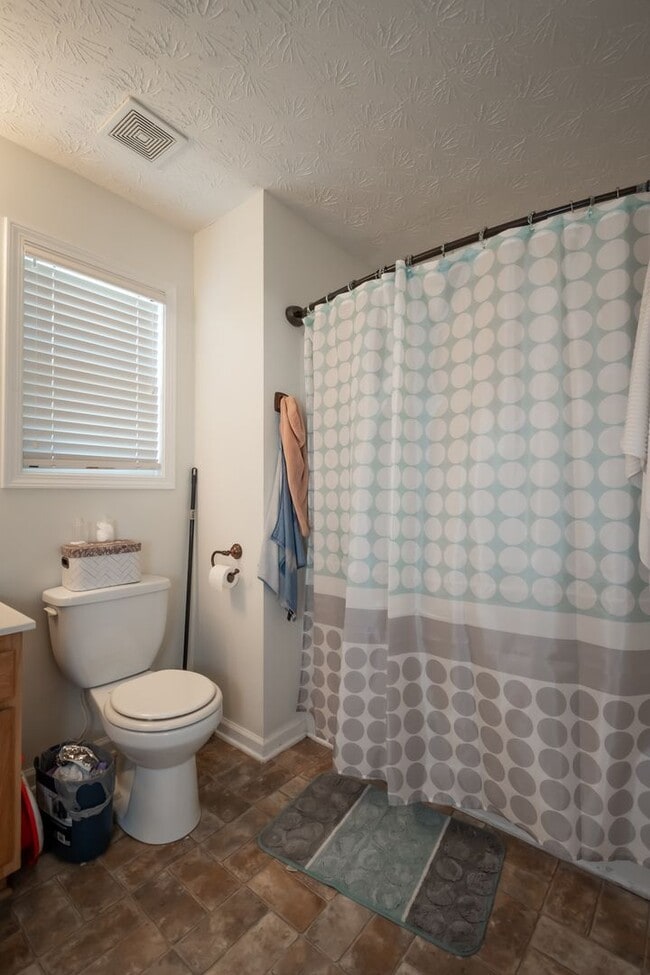 Building Photo - 213 Sidney Lanier Ave