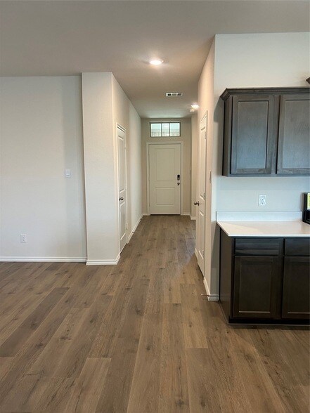 Building Photo - 4100 Malachite Dr