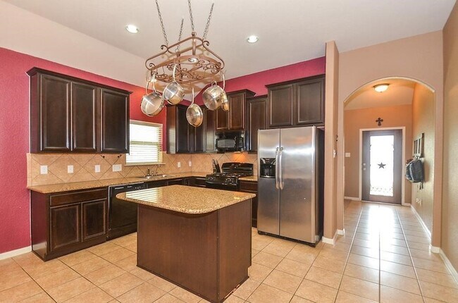 Building Photo - 6103 Grassy Haven Ln