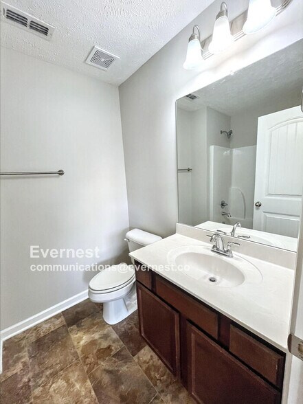 Building Photo - 4099 Saddlecreek Wy