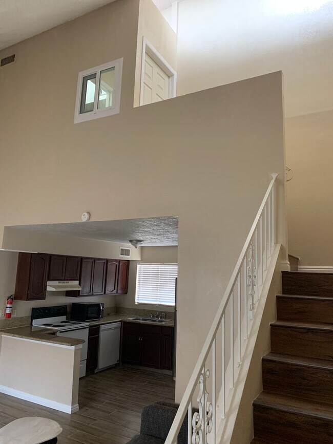 Building Photo - 5148 Greene Ln