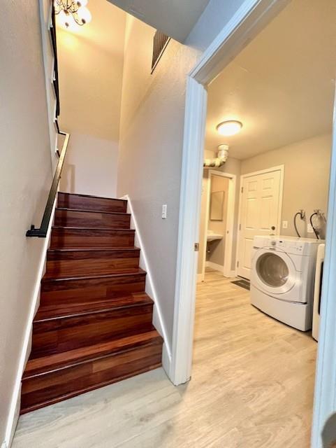 Building Photo - 1047 Bret Knoll Ct