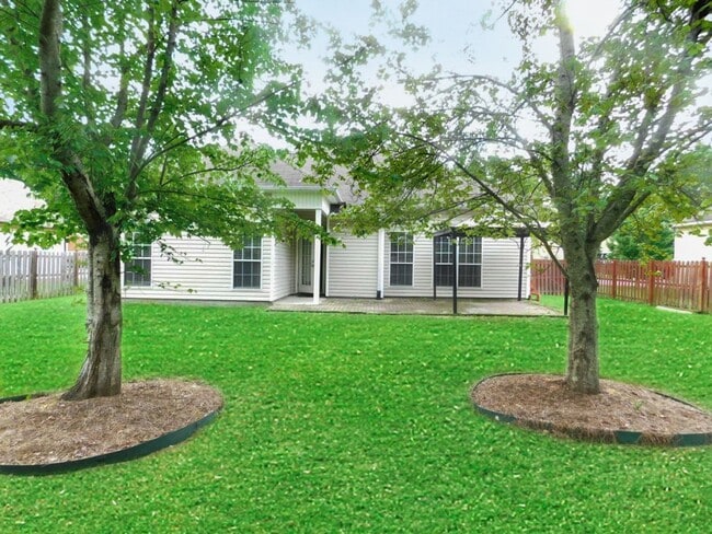 Building Photo - 308 Park Village Dr