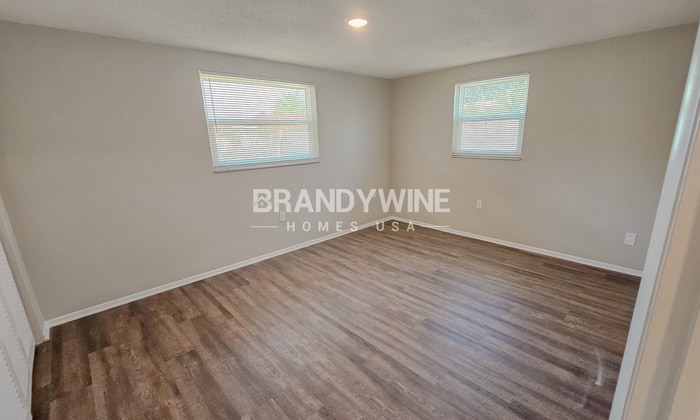 Building Photo - 6914 Tierra Verde St
