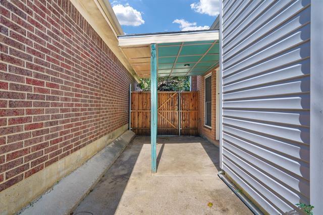 Building Photo - 2014 Lee Dr