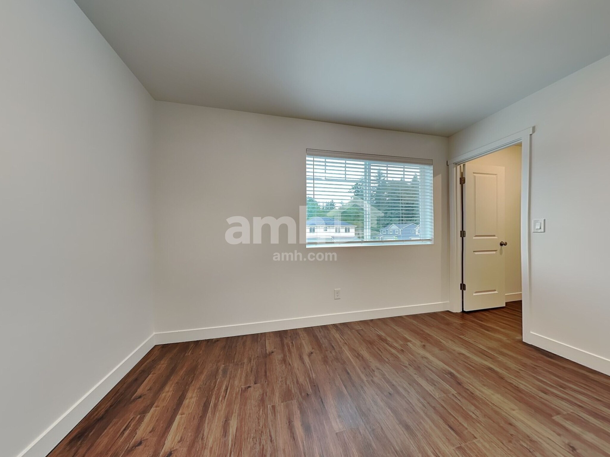 Building Photo - 7917 Selah St SW