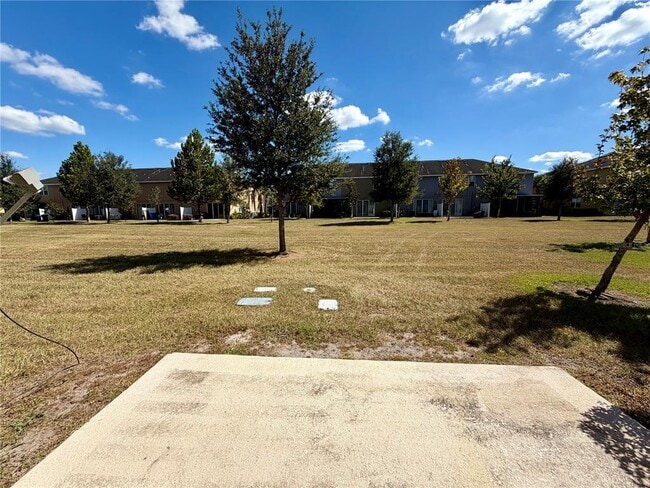 Building Photo - 7020 Woodchase Glen Dr