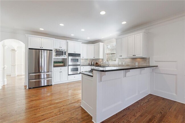 Building Photo - 1012 Madeline Ln