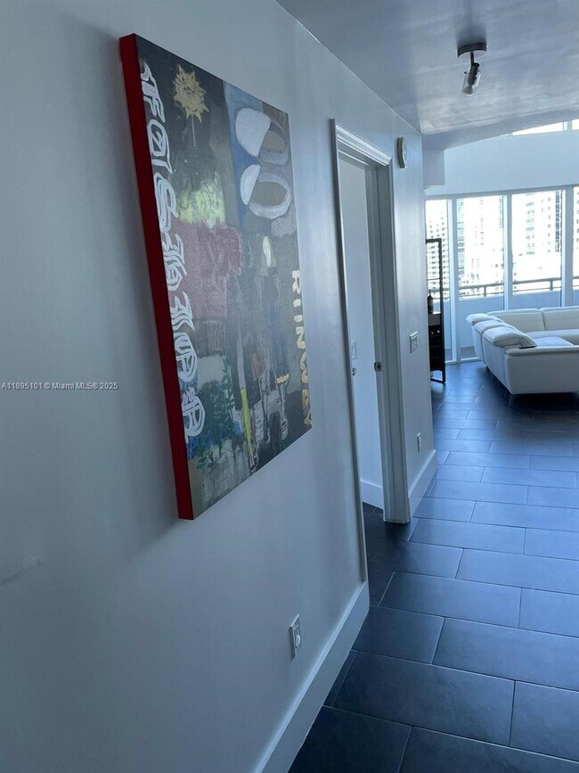 Building Photo - 60 SW 13th St