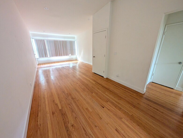 Building Photo - 1514 Orange Grove Ave