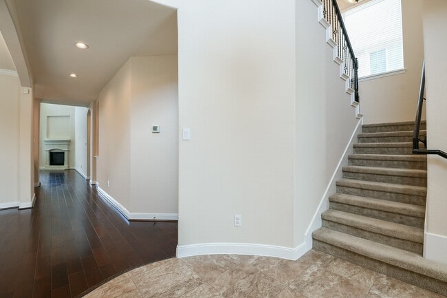 Building Photo - 4606 Sky Harbor Ct
