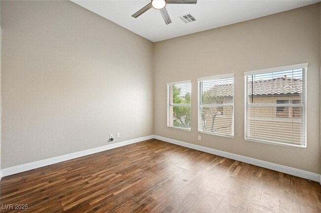 Building Photo - 10643 Petricola St