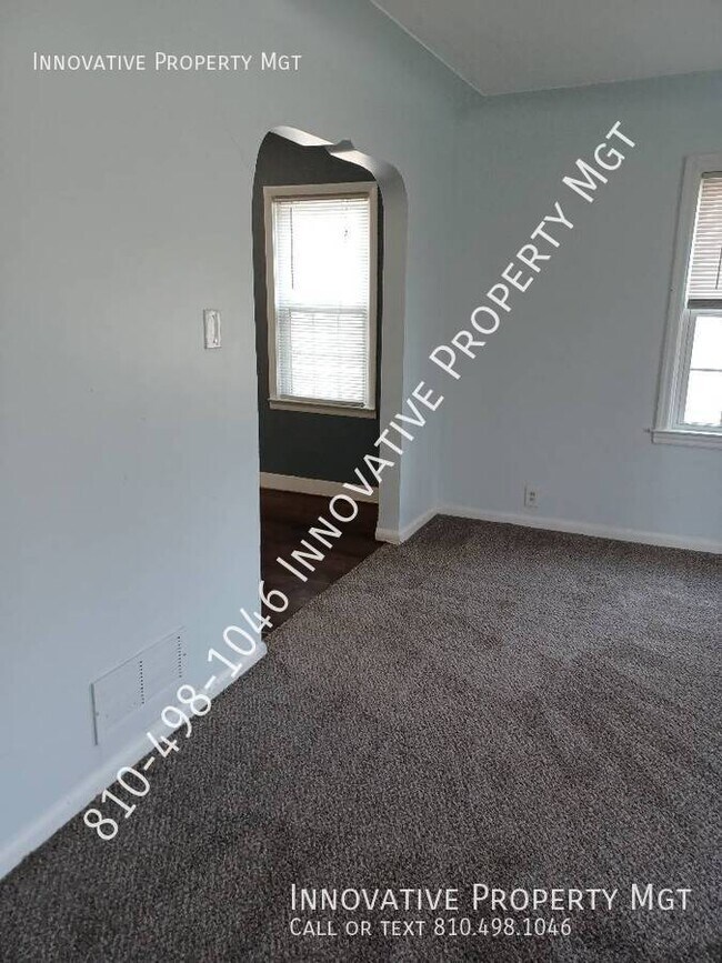 Building Photo - 4354 Elms Rd