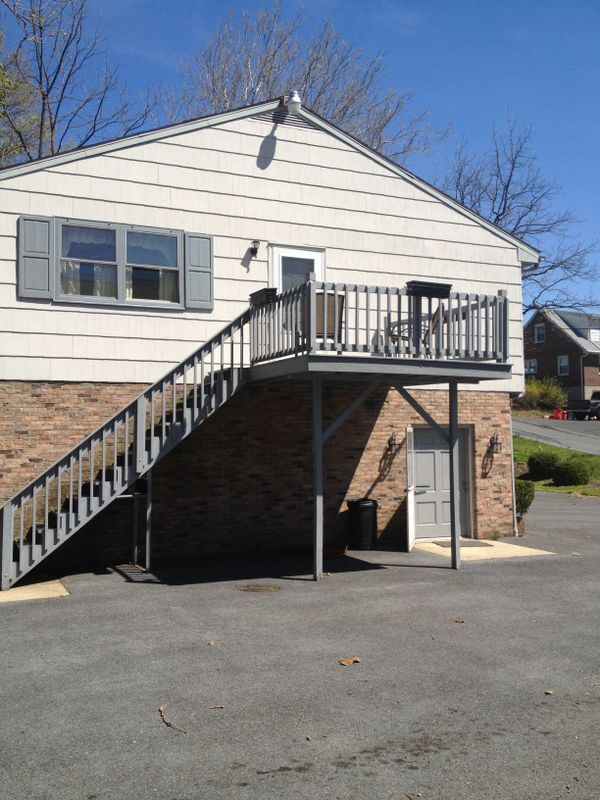 Building Photo - 200 F Skip Zerbe St