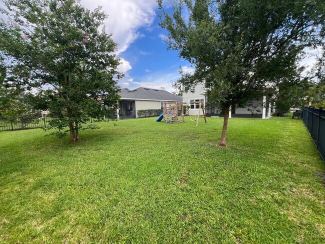 Building Photo - BEAUTIFUL 3-bedroom, 3-bathroom home in Gr...