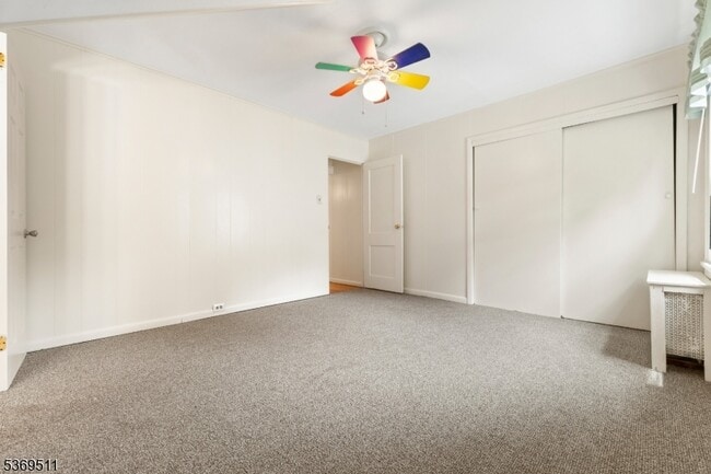 Building Photo - 69 Boyden Ave