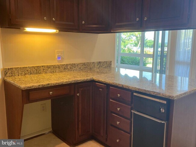 Building Photo - 110 Oyster Cove Dr